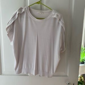 XS knit white blouse with short sleeves